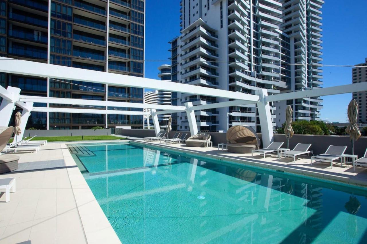 Modern Broadbeach With Amazing Views Holiday home Gold Coast