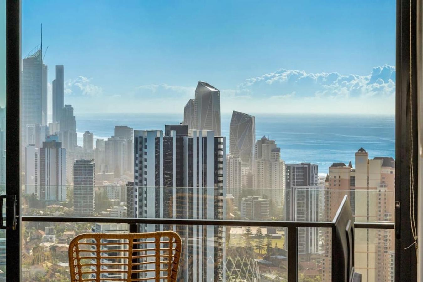 Holiday home The Darling Of Broadbeach - With Spectacular Views Gold Coast