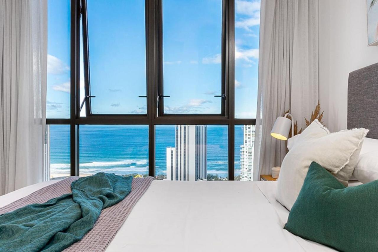 Modern Broadbeach With Amazing Views Holiday home