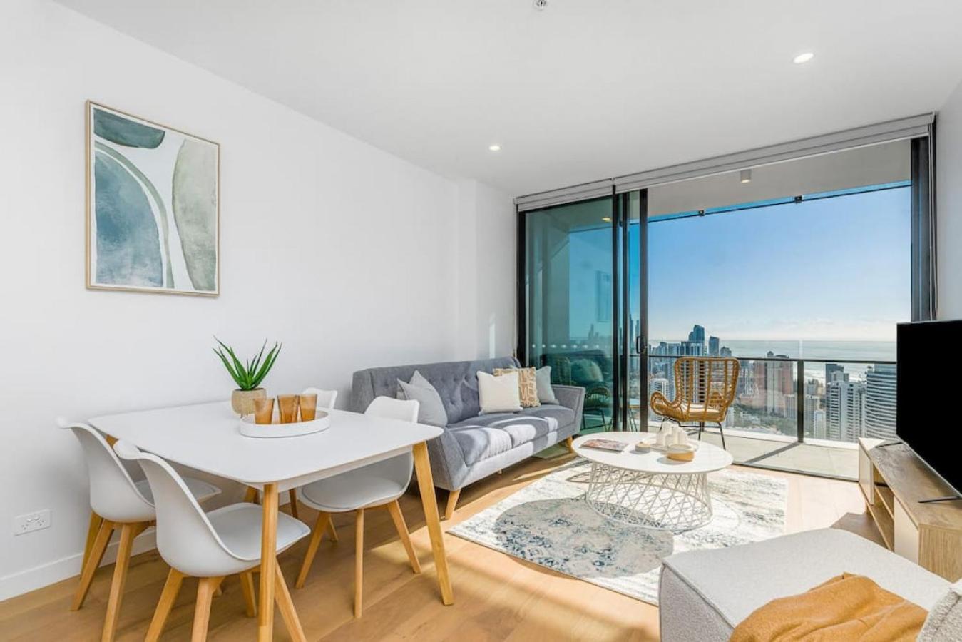 Holiday home The Darling Of Broadbeach - With Spectacular Views Gold Coast