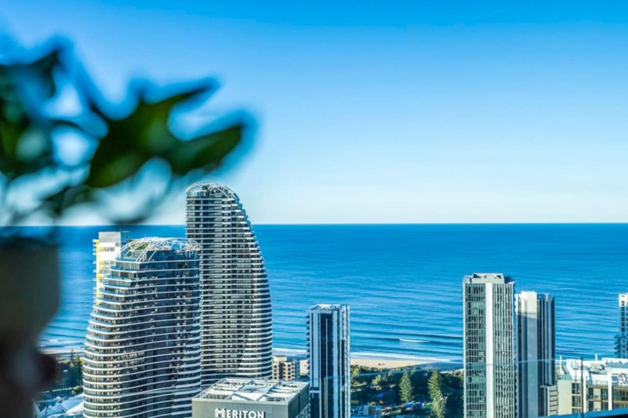Apartment Star In The Sky Broadbeach - Stunning Ocean Views Gold Coast