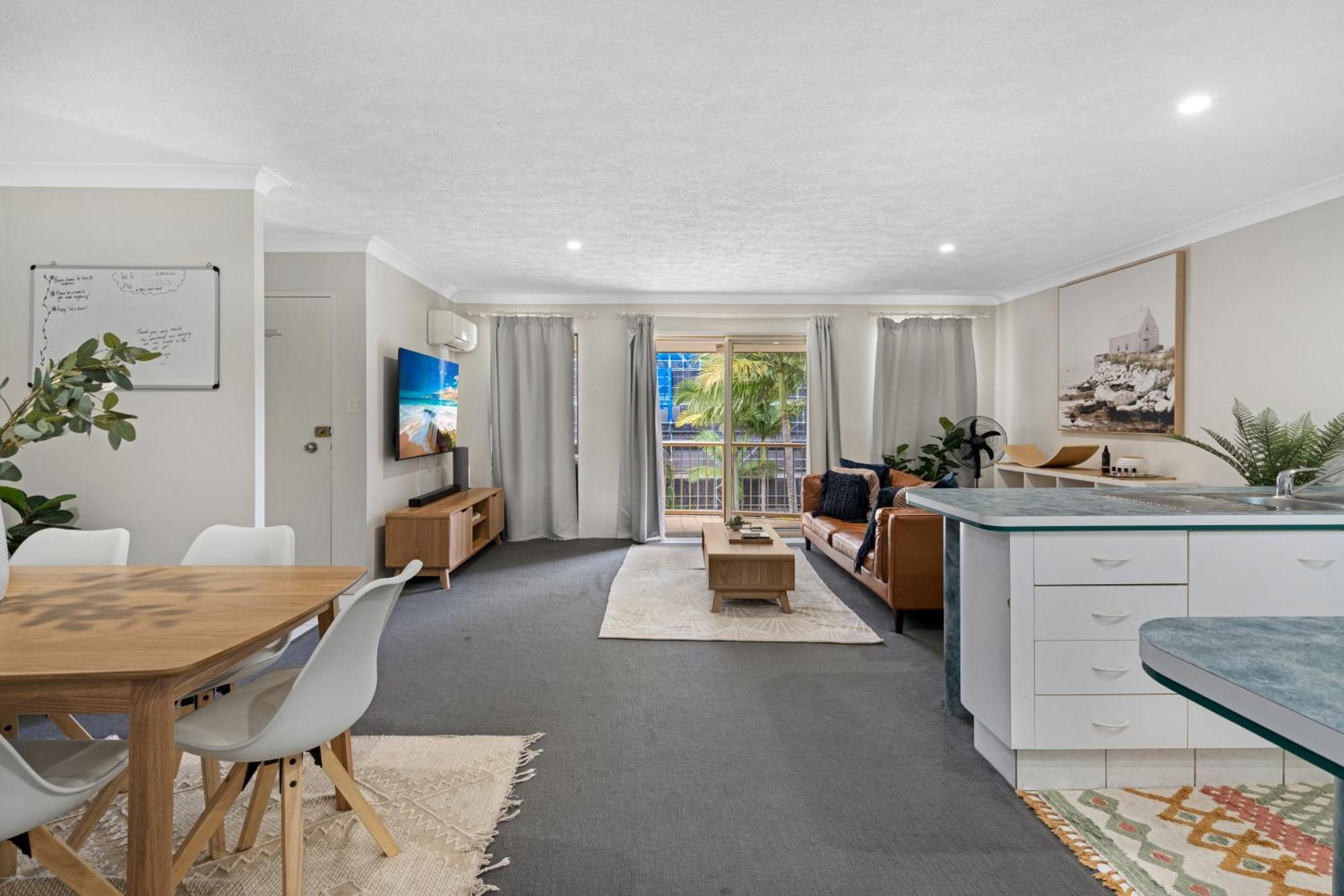 Aparthotel Oceanside Cove