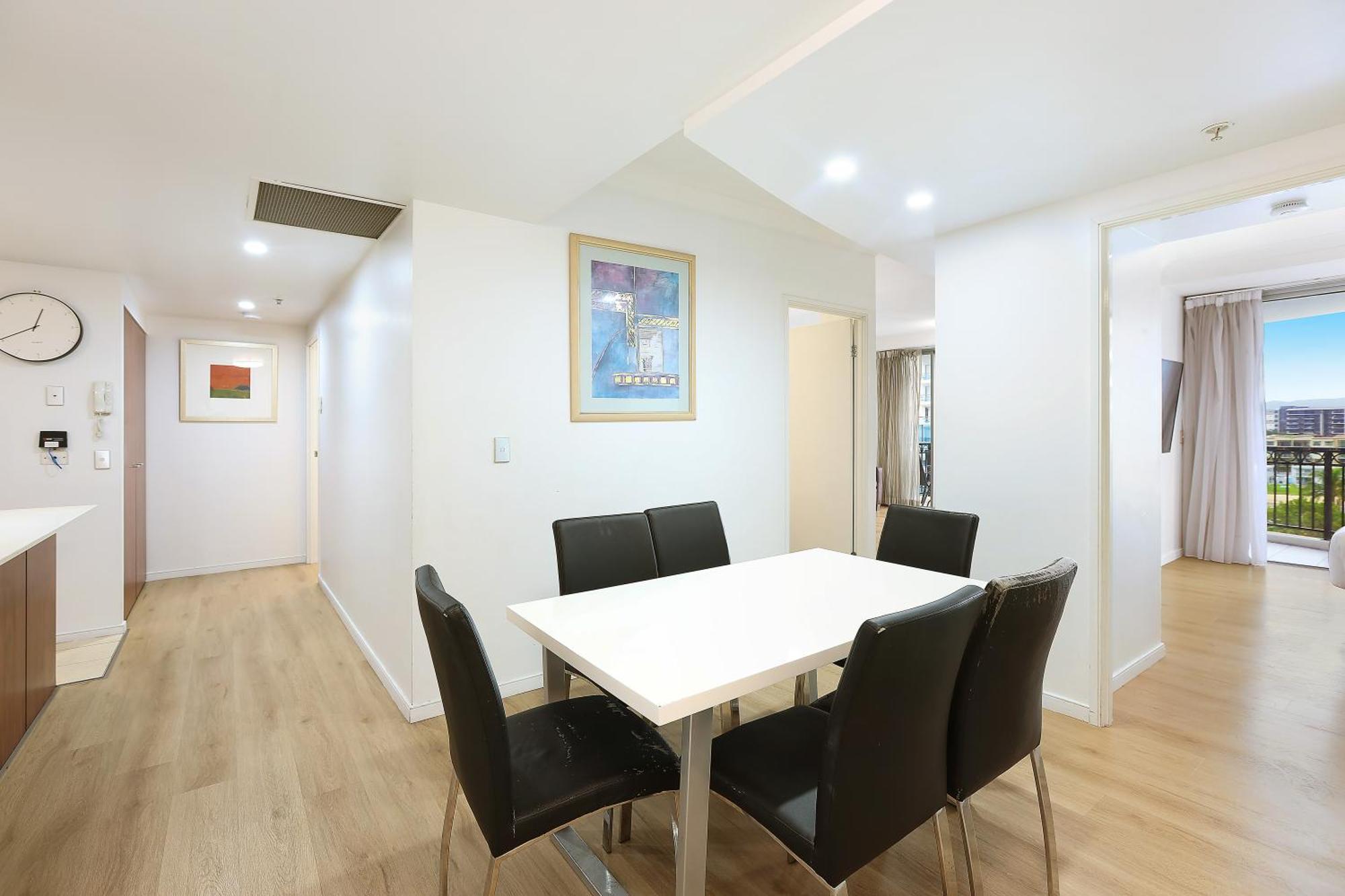 Chevron Renaissance Surfers Paradise Sleeps 10 4th Floor - Optimise *