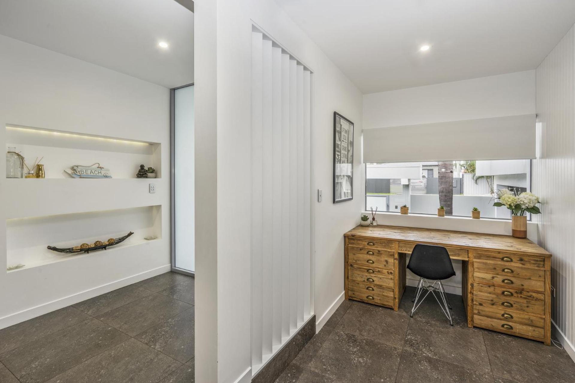 Essence House 4 Bedroom House Apartment *
