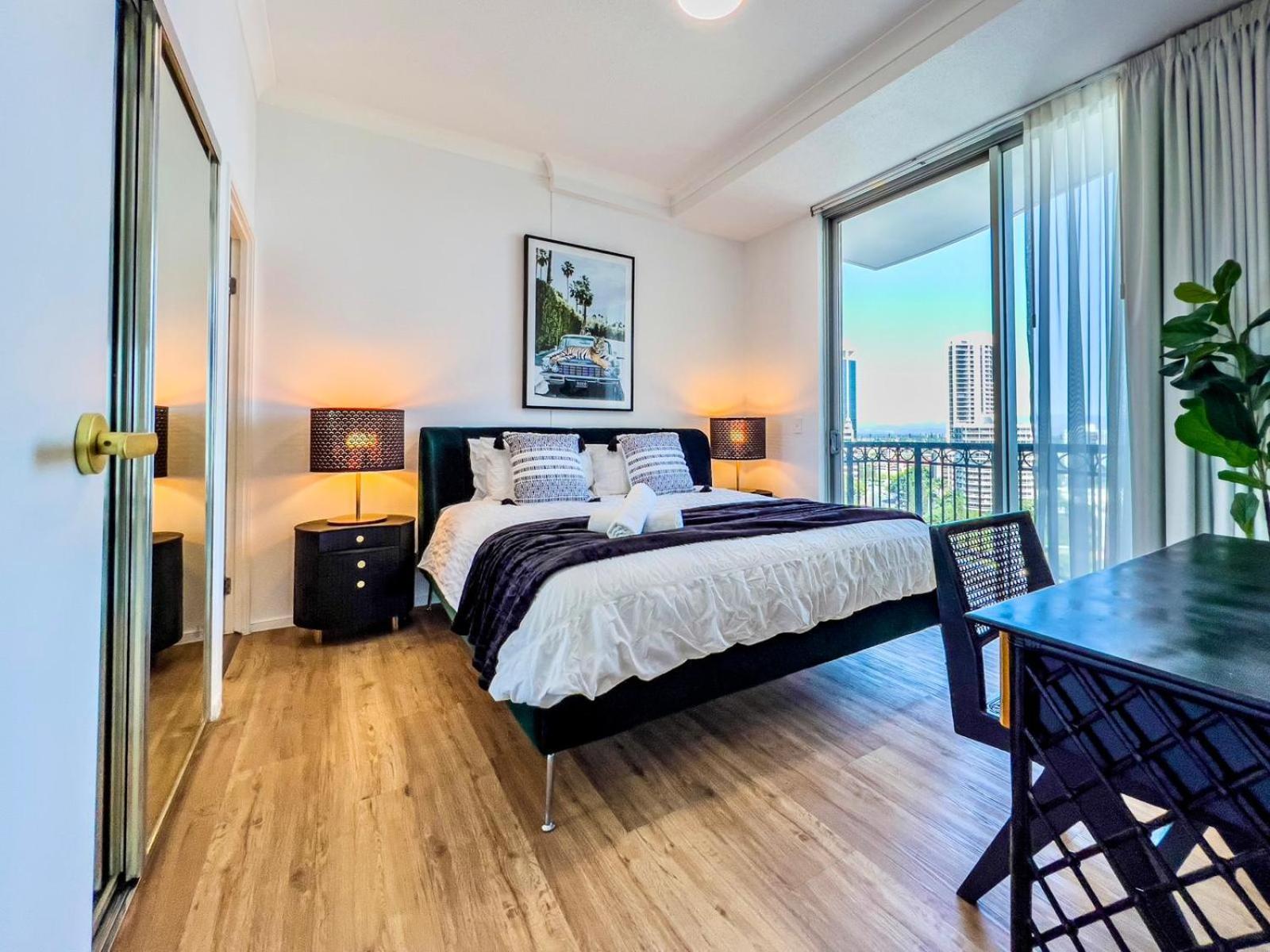 Tropical Luxurious Retreat Apartment Gold Coast