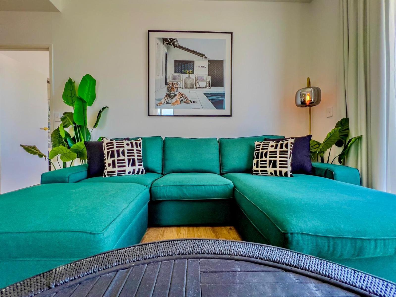 Tropical Luxurious Retreat *