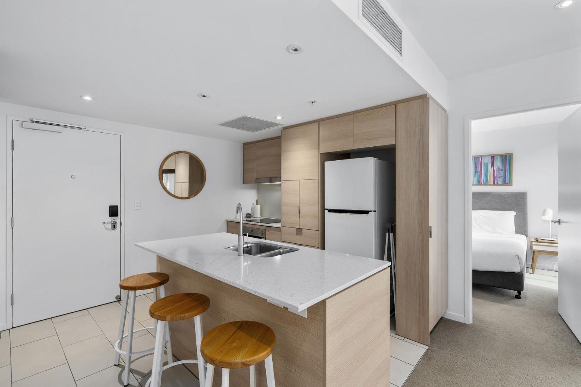 The 2 Bedroom Apartment