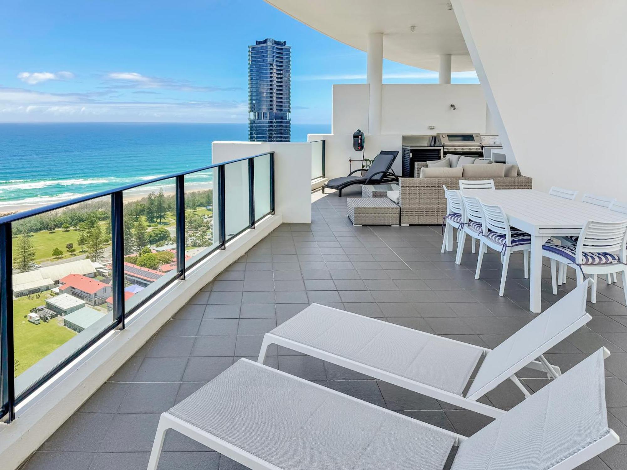 Ocean View Luxury 2 Level Penthouse 3br 30th Floor * Gold Coast