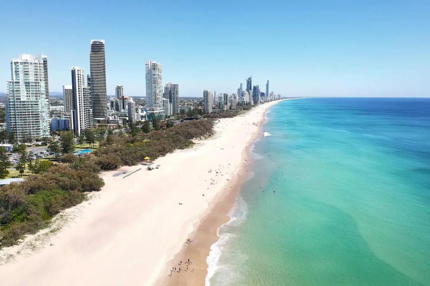 Haven, 25th Floor Beachfront Apartment Gold Coast