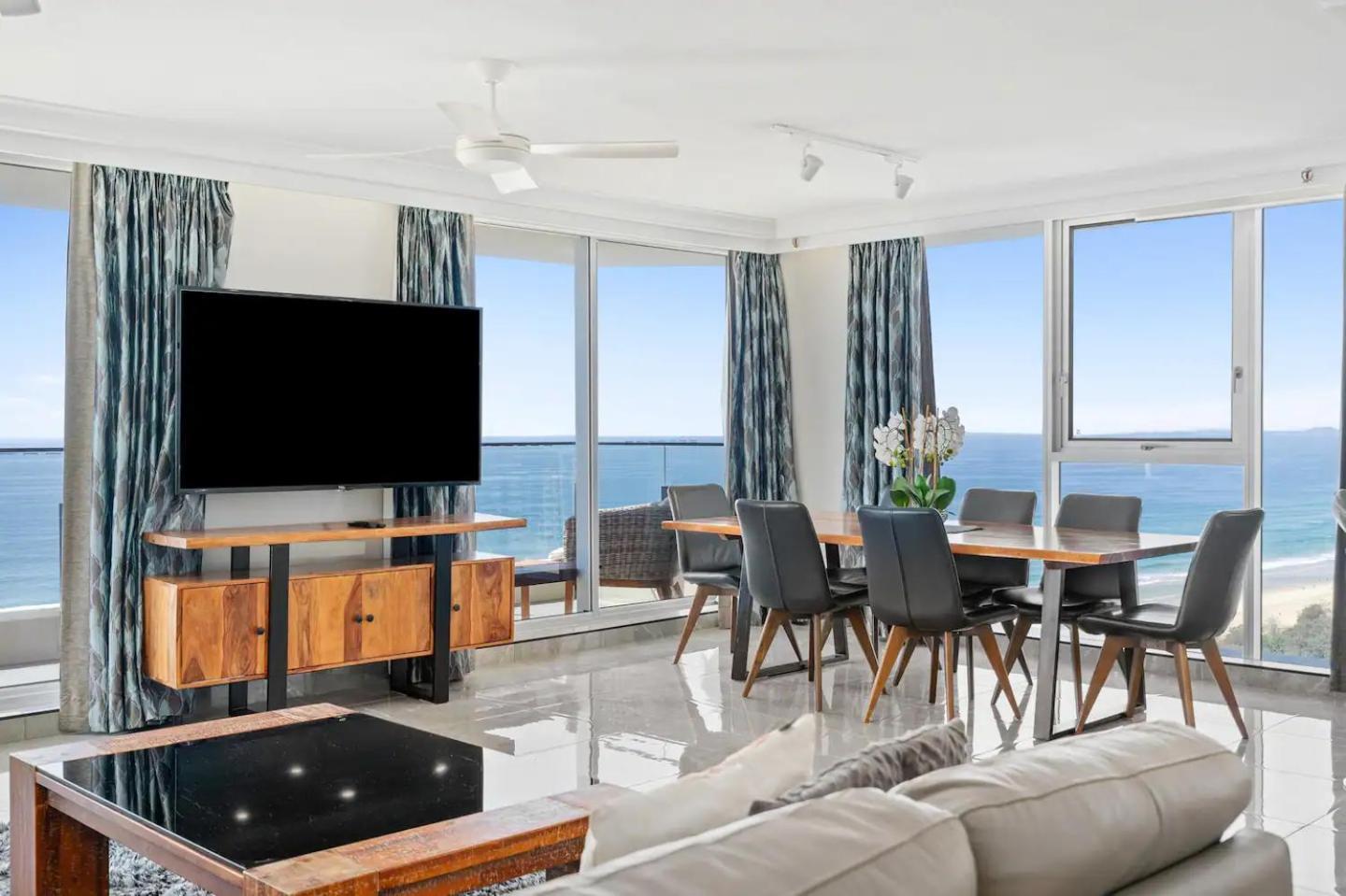 Haven, 25th Floor Beachfront Gold Coast