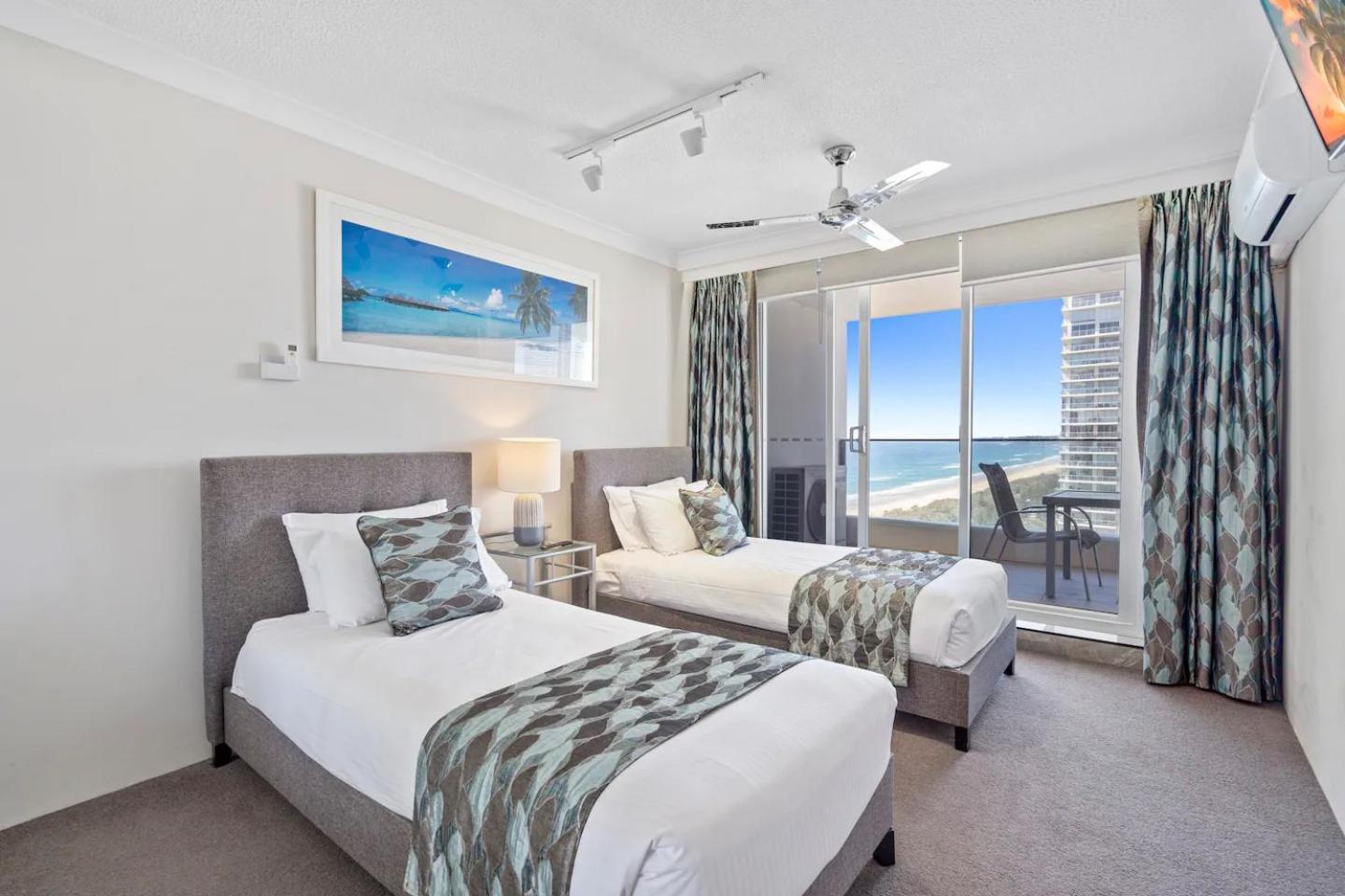 Apartment Haven, 25th Floor Beachfront