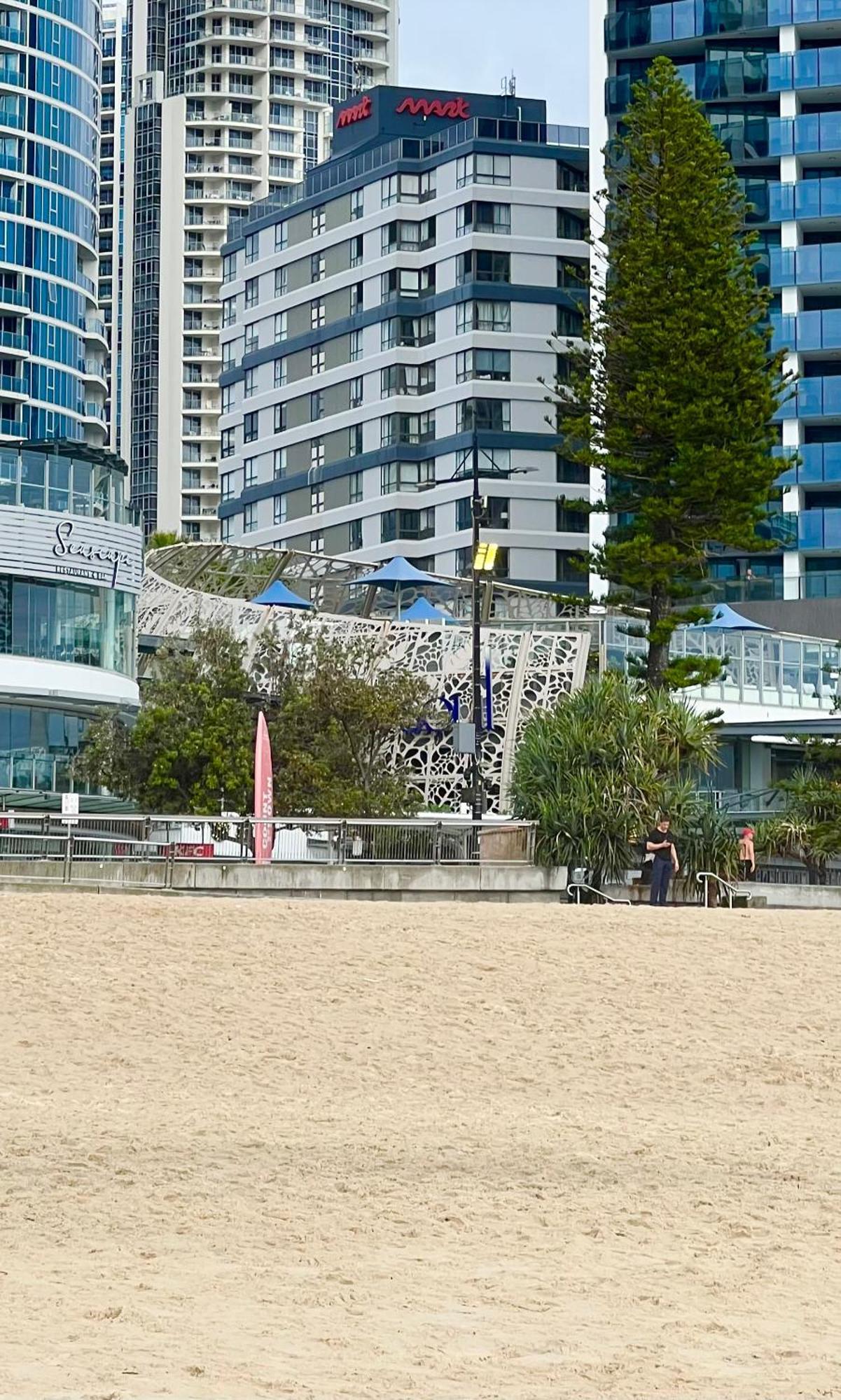 Of The - Floor Apartment Gold Coast