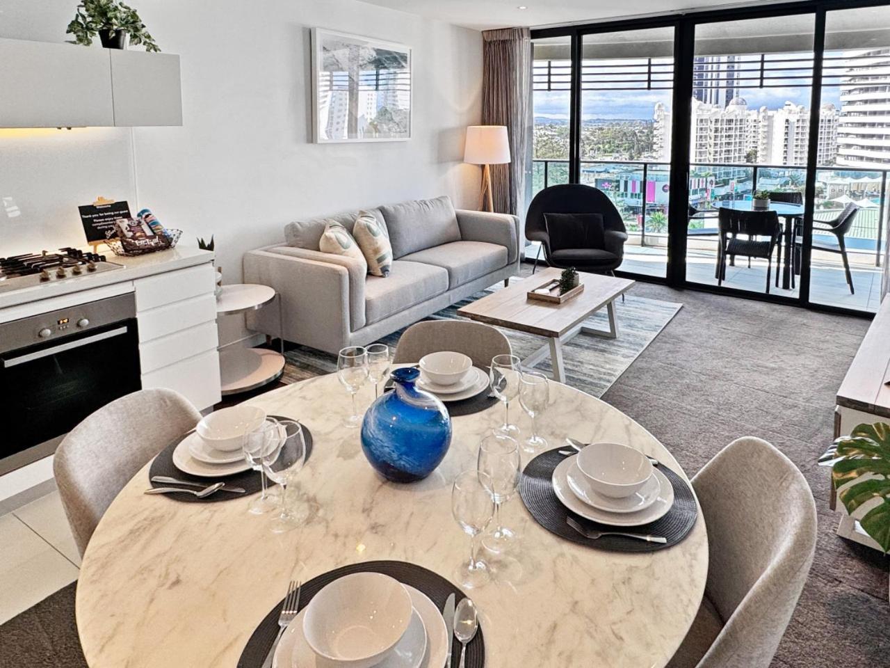 Perfect Beachside Getaway Oracle Tower 2, 8th Floor Gold Coast