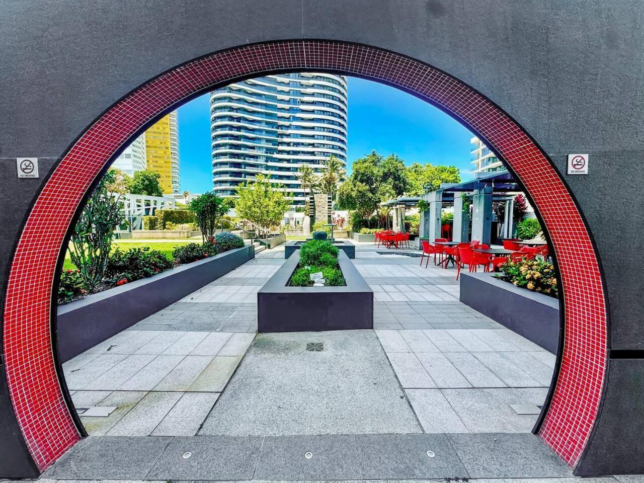 Perfect Beachside Getaway Oracle Tower 2, 8th Floor