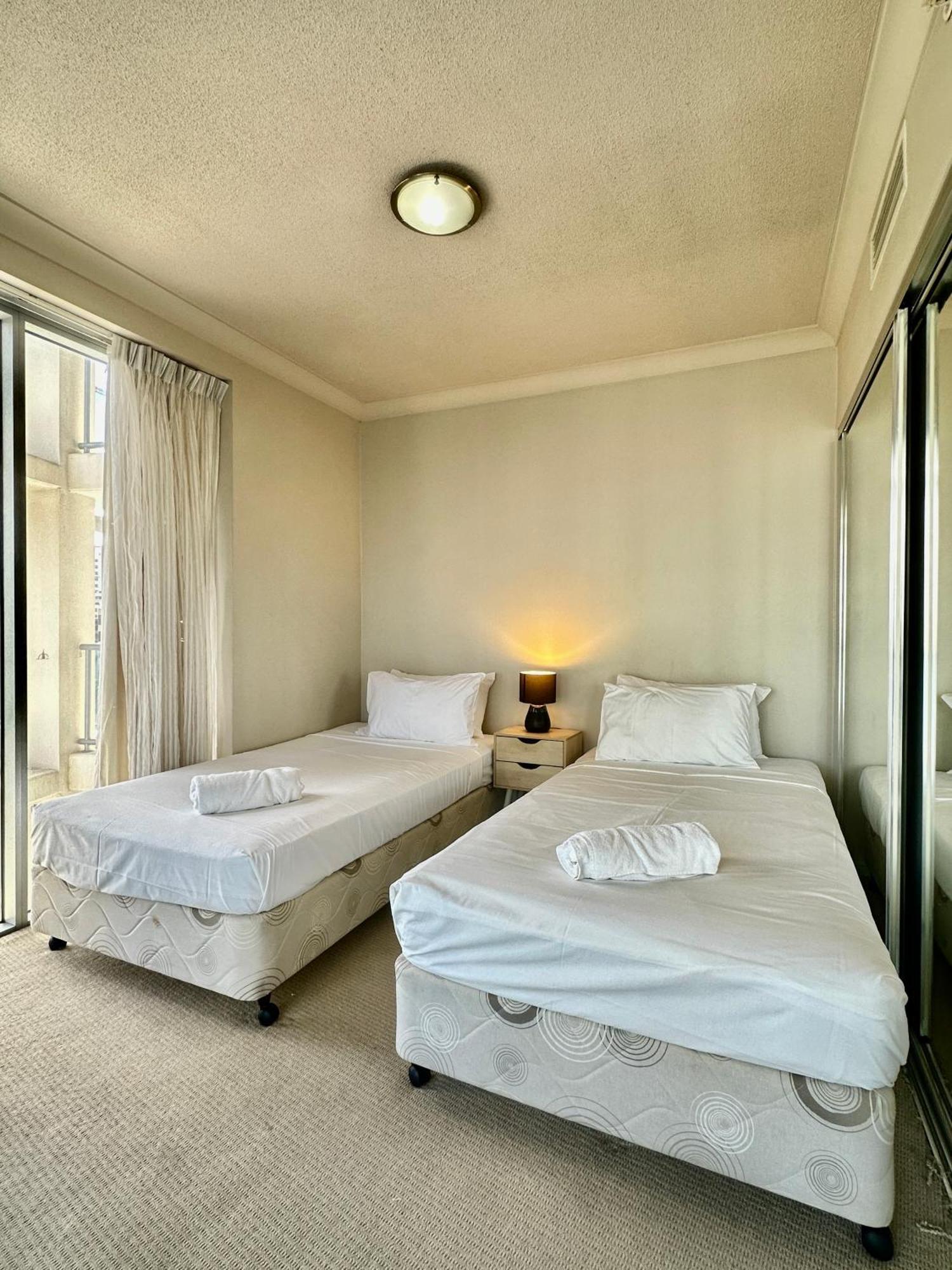 Apartment Chevron Renaissance - Style Living By Premium *