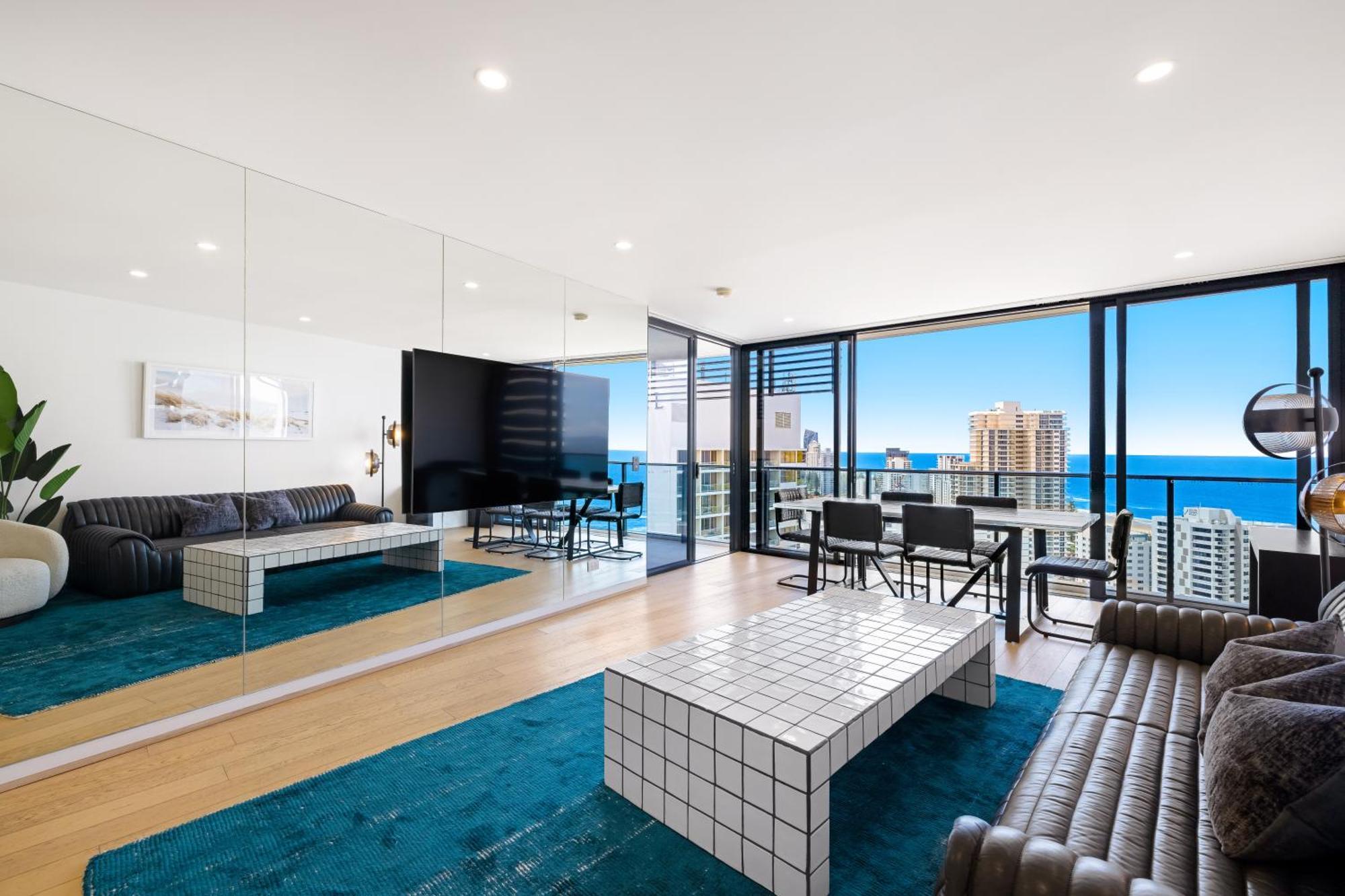 Oracle Tower 2 23rd Floor Apartment