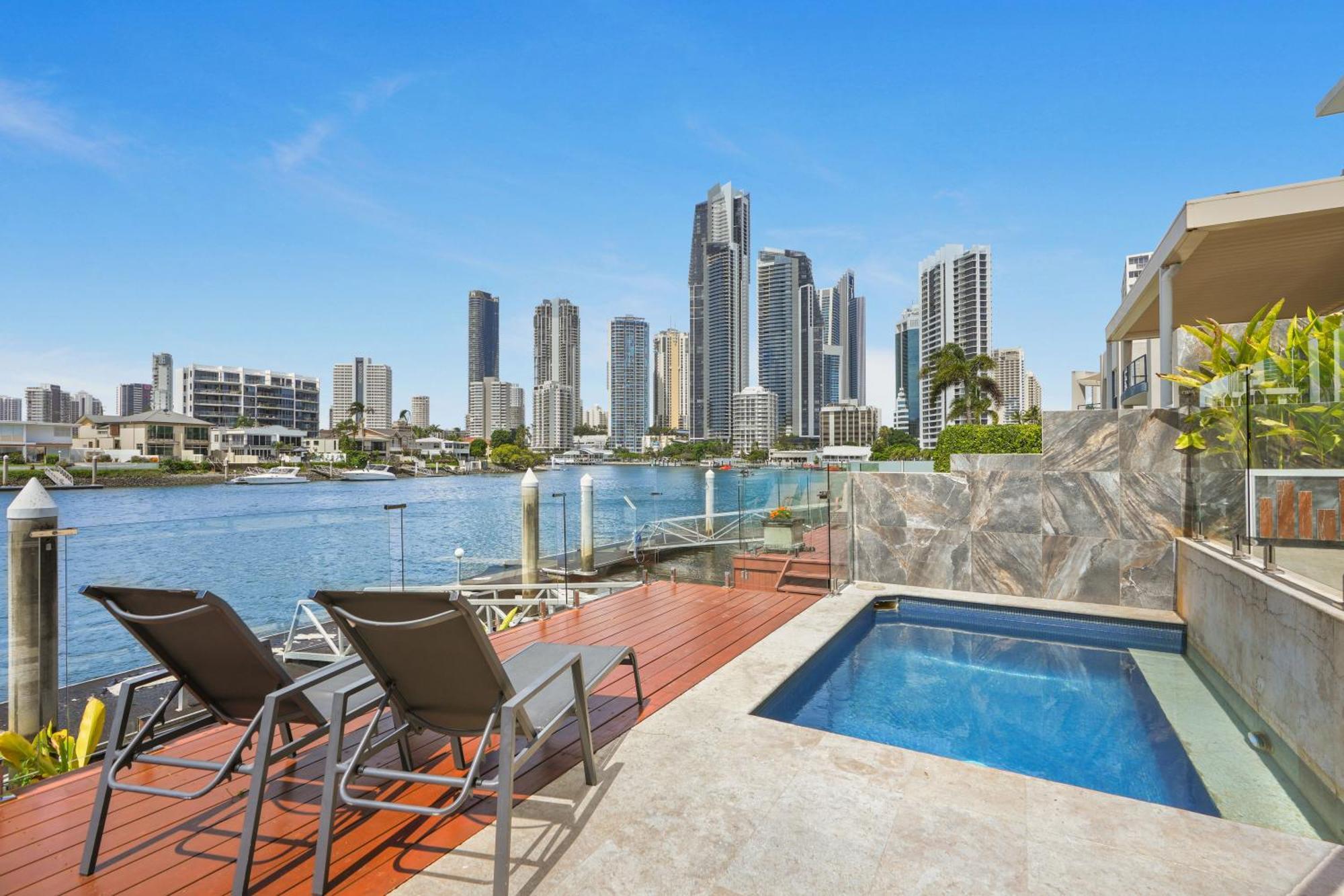 3 M Luxury Waterfront In Paradise Pets Welcome Villa