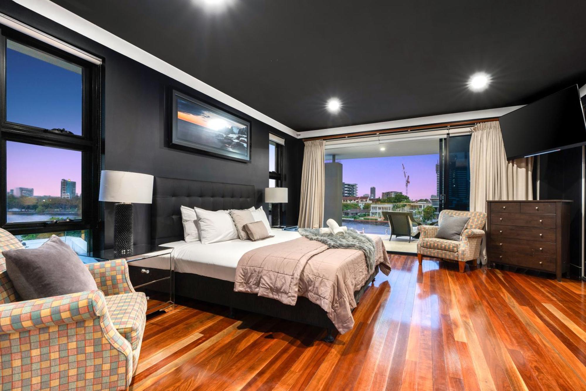 3 M Luxury Waterfront In Paradise Pets Welcome Villa