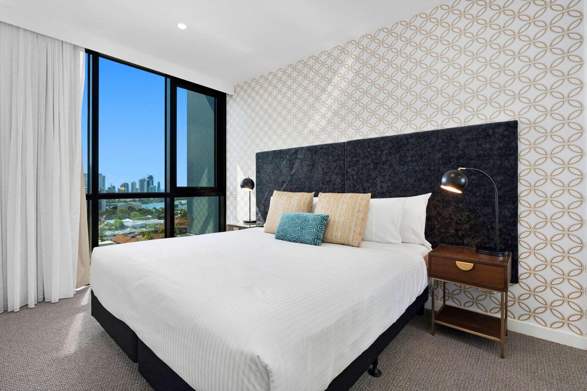 Tryp By Wyndham Southport Hotel