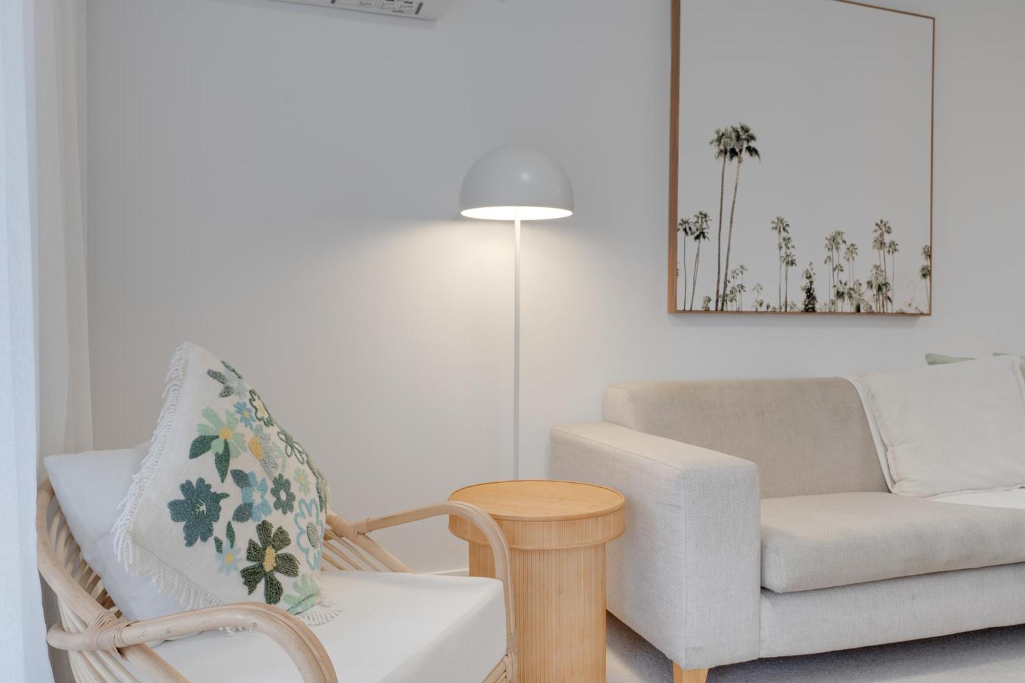 Luxurious 1-bedroom Retreat In Heart Of Broadbeach *
