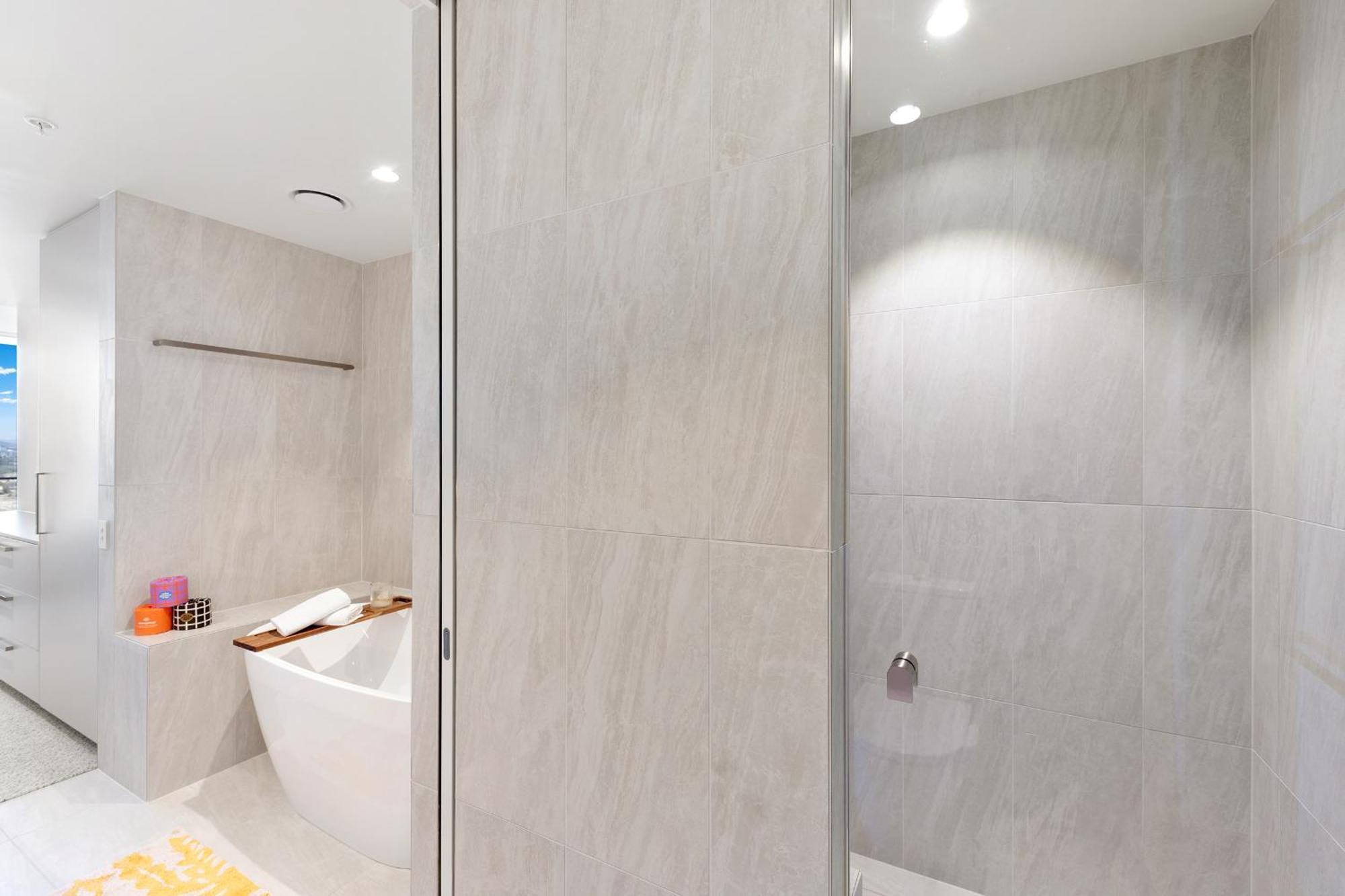 Oceanview 2br 2ba In The Miles Residences Kirra * Gold Coast