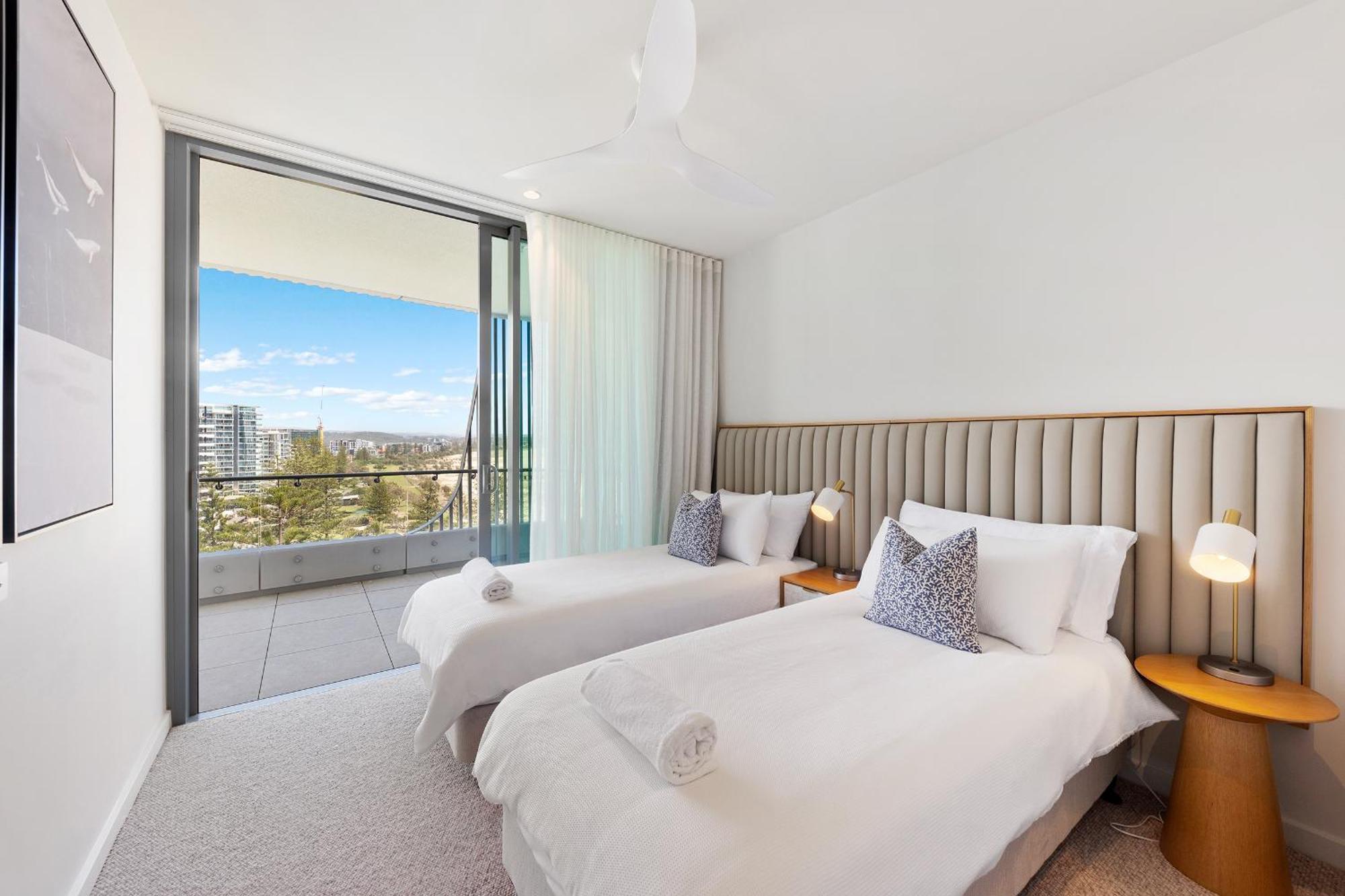 Oceanview 2br 2ba In The Miles Residences Kirra Gold Coast