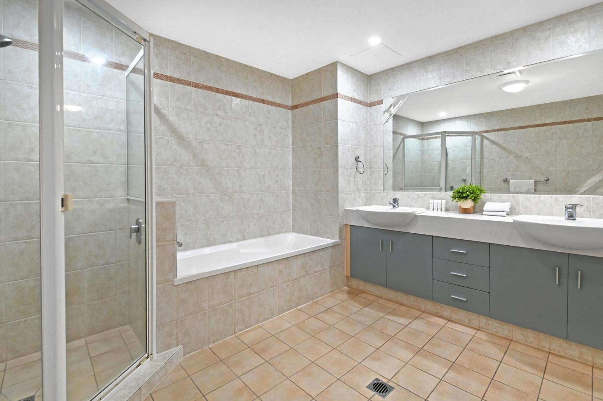 Ocean View With Parking By Serain Residences Apartment *
