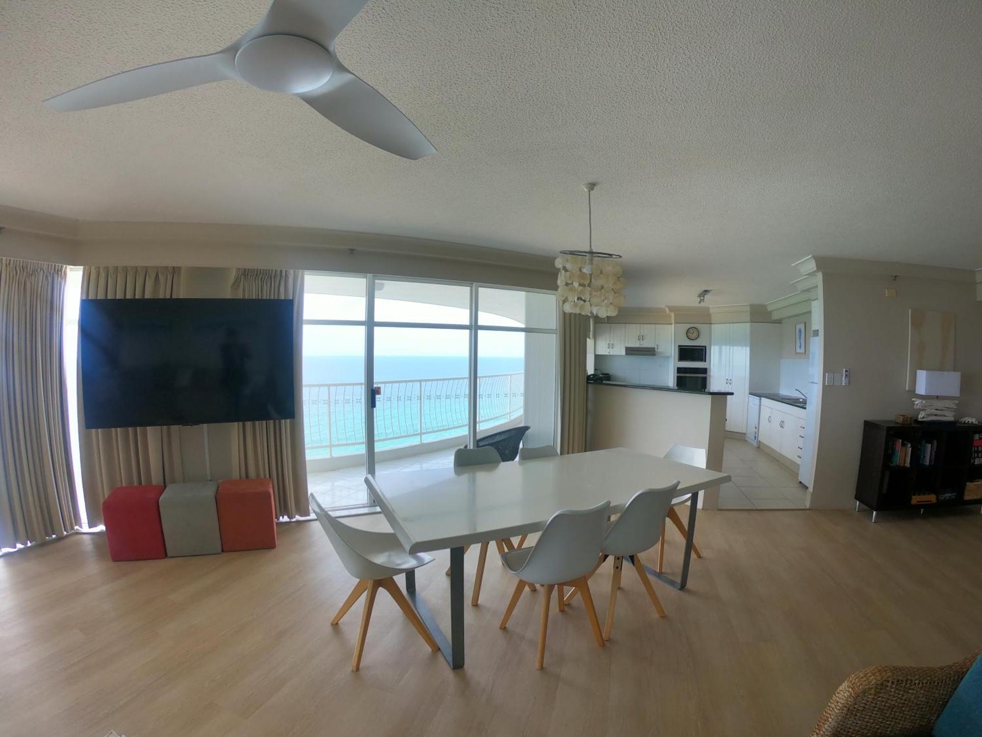 Burleigh Surf Aparthotel Gold Coast