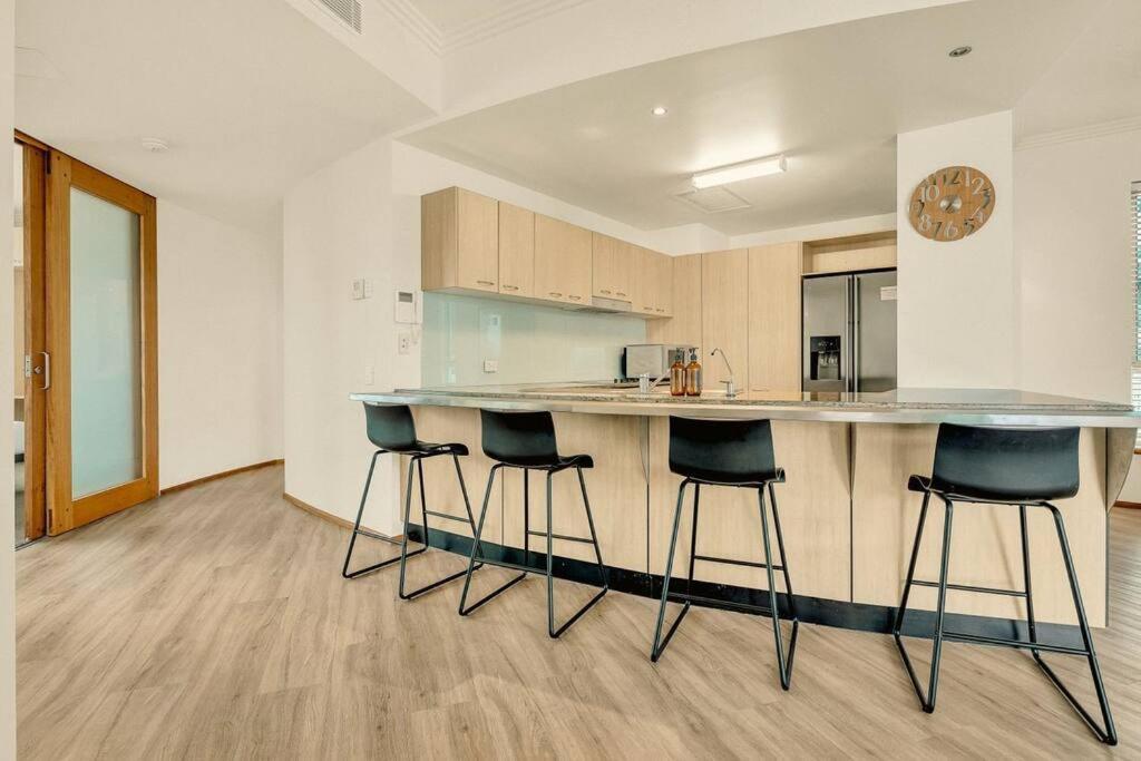 Apartment Waves 203 On Currumbin *