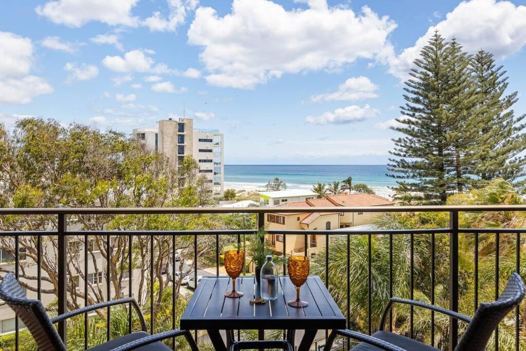 Ocean Breeze At Palm Gold Coast