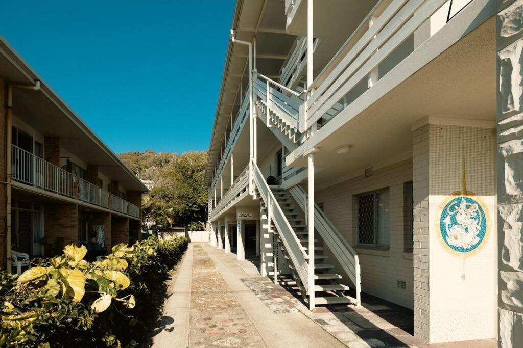 White Dolphin, Unit 7 Apartment
