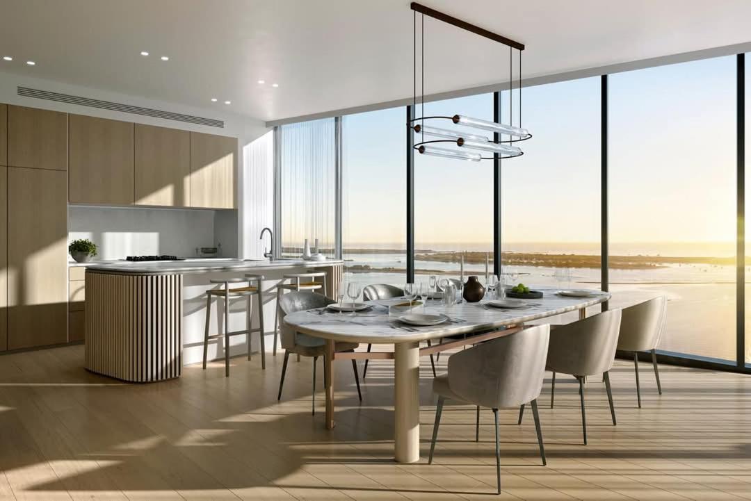 Luxe On The Broadwater *