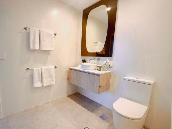 Luxe On The Broadwater