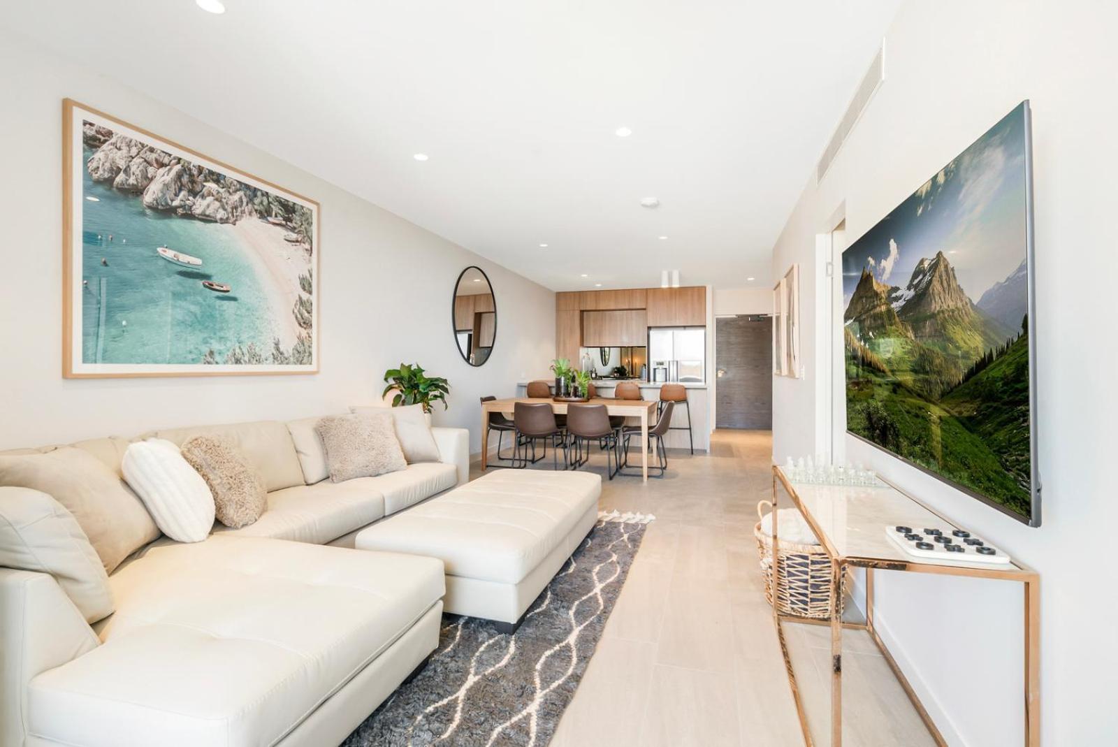 Apartment Oceanview Luxury Broadbeach 2 Bedroom