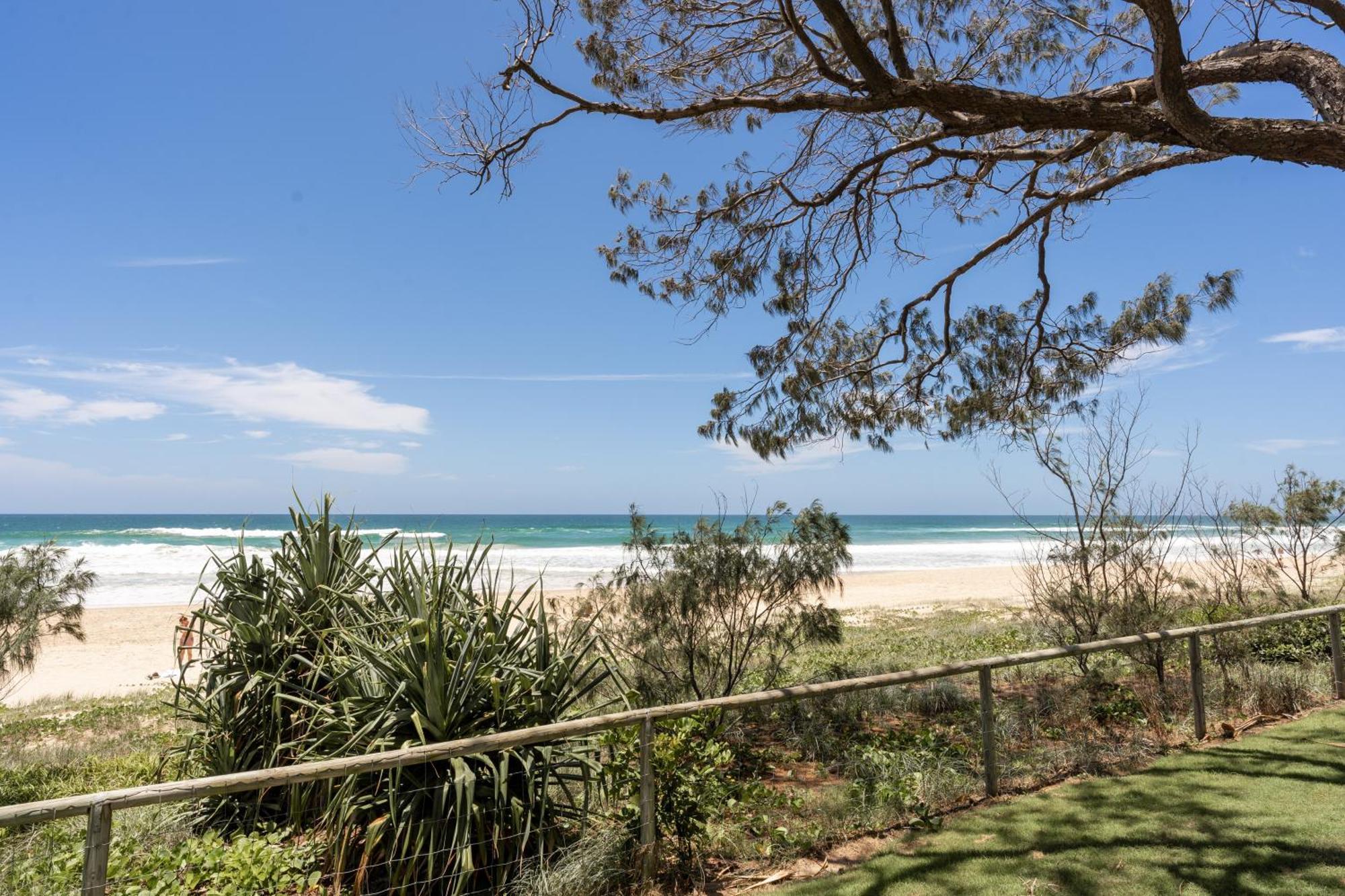Apartment New! Beachfront Bliss 2 Bed 2 Bath Stunning Ocean Views *