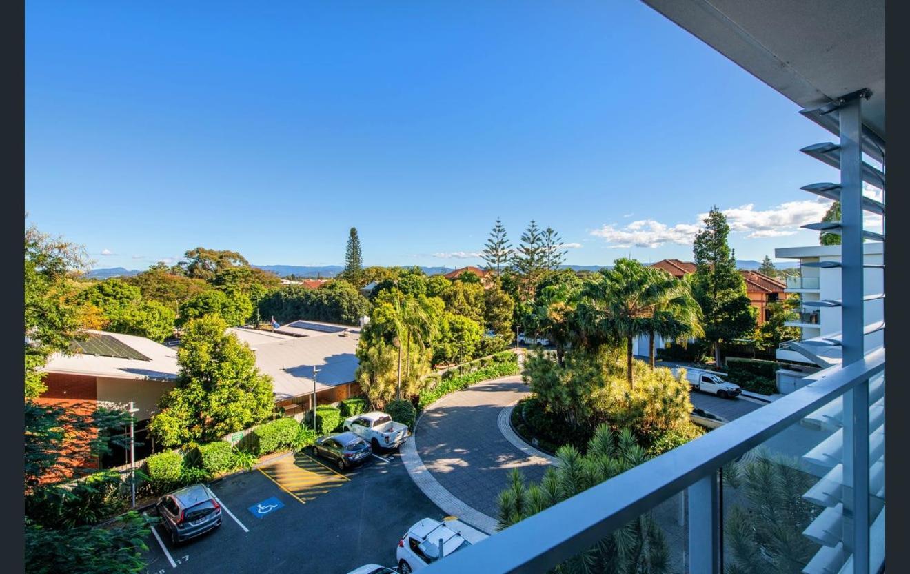 Ultiqa Freshwater Point Broadbeach 4* Gold Coast