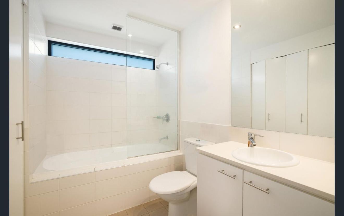 Ultiqa Freshwater Point Broadbeach Resort