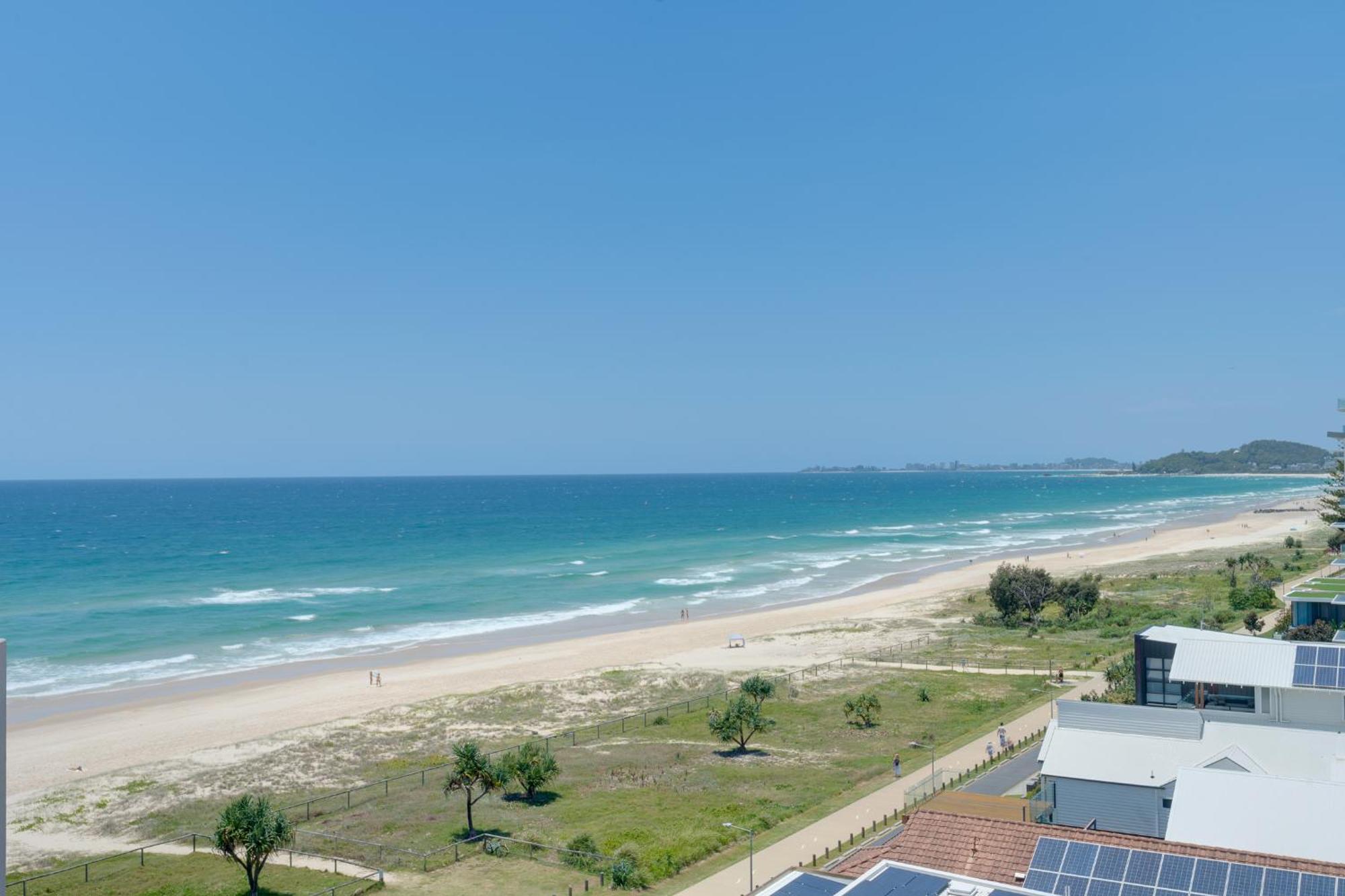 Stunning 2-br Waterfront In Palm Beach! Apartamento