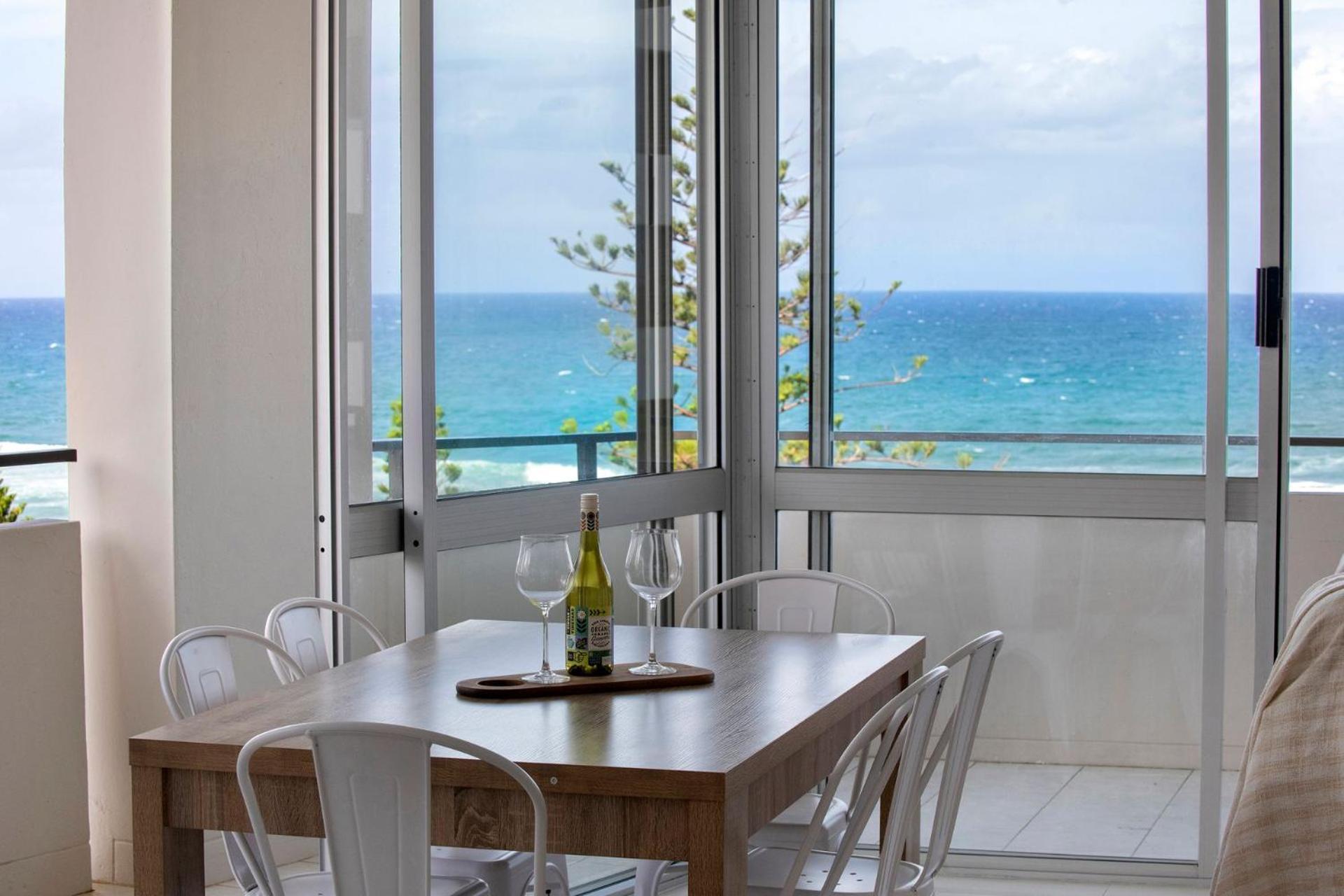 The Sands Beachfront 3 Bedroom - Coasthm Apartment *