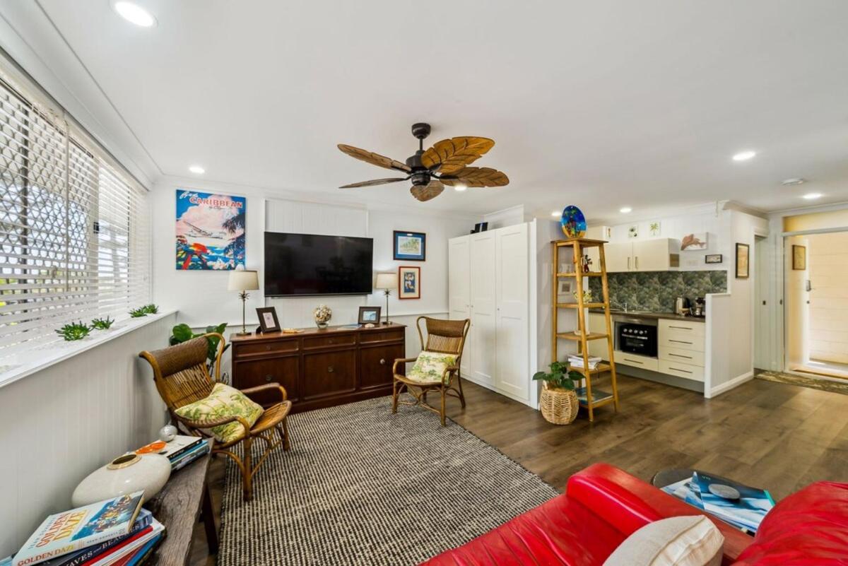 Apartment Beachfront Burleigh Getaway! Gold Coast