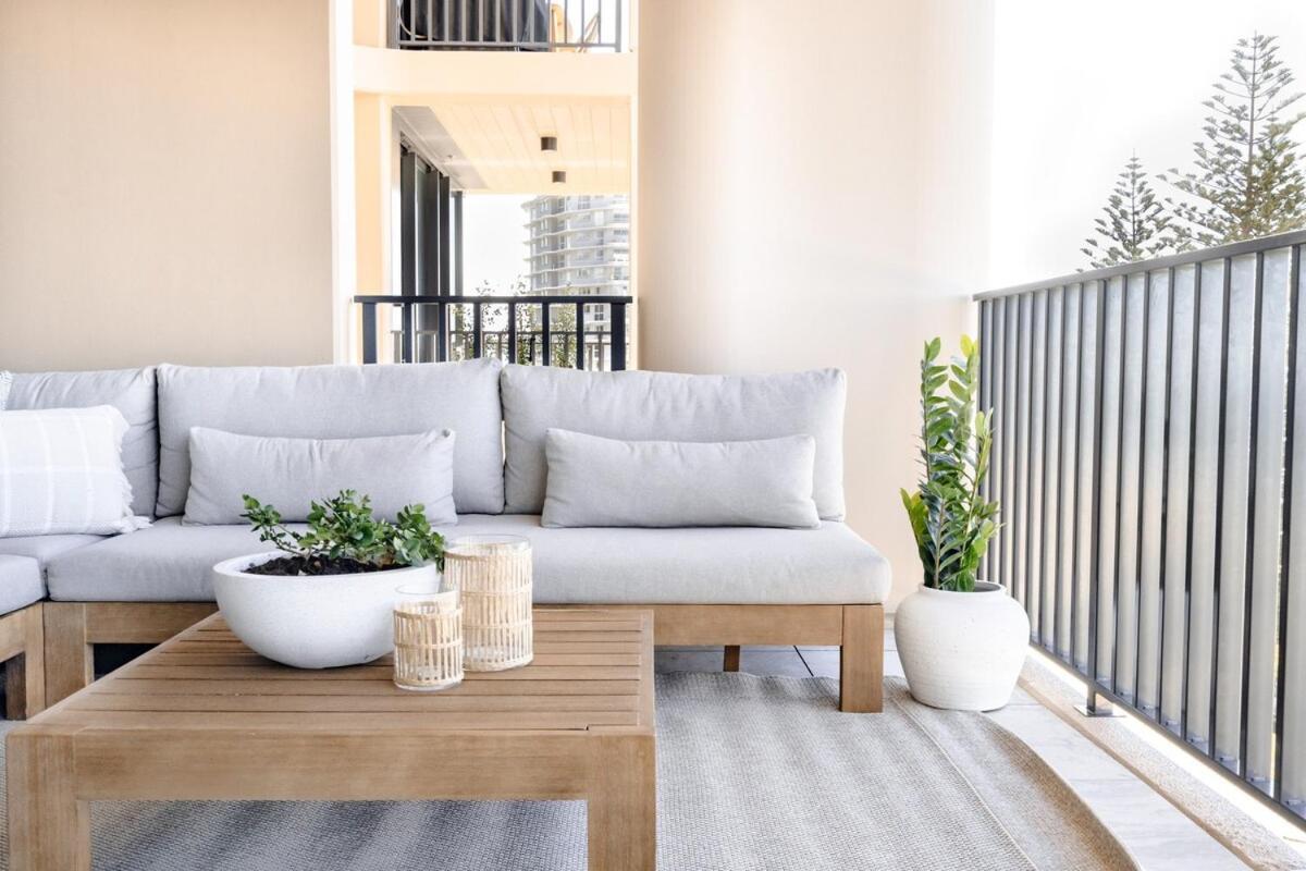 Style Ocean Front Palm Apartment