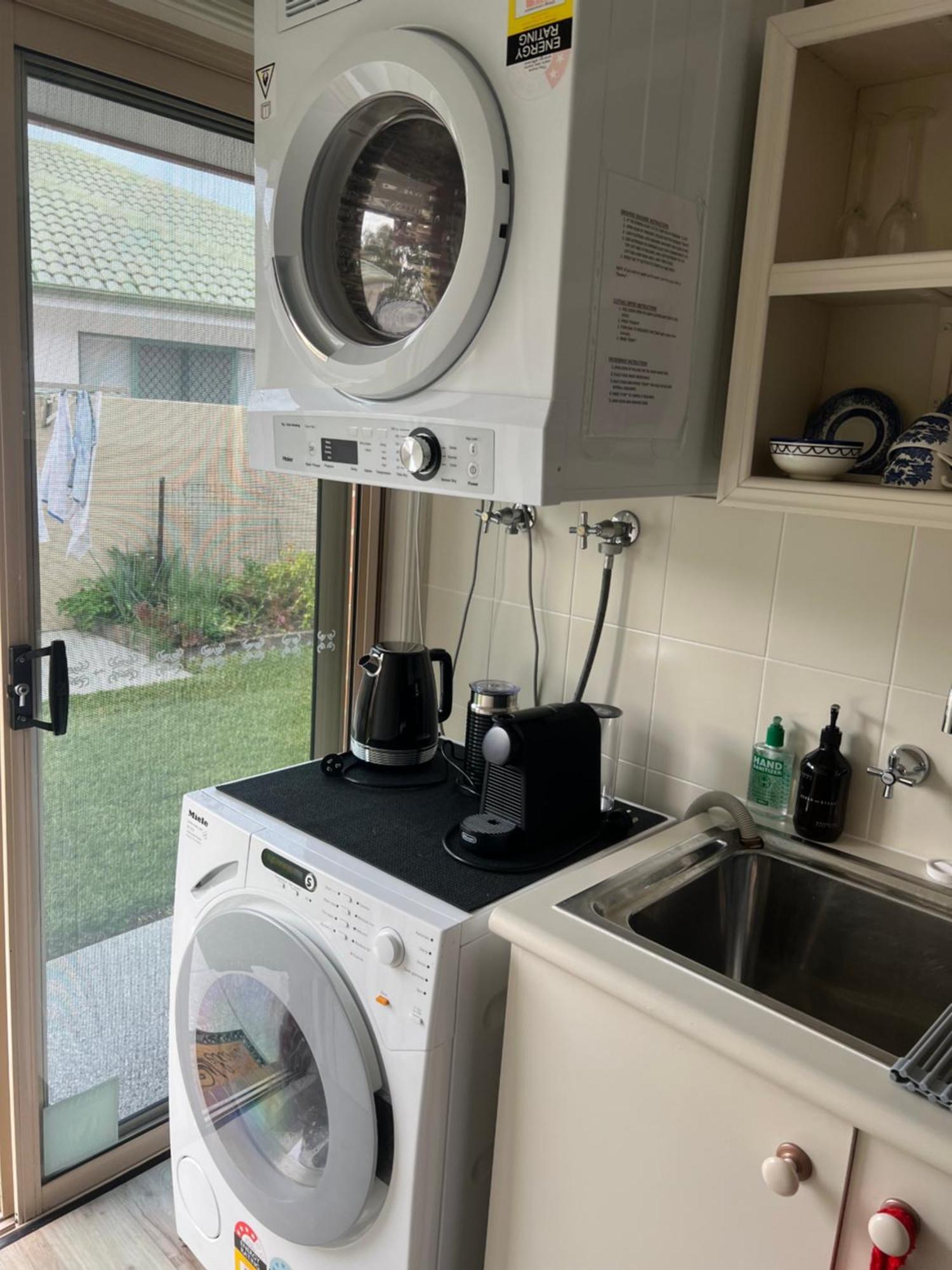 Waterfront Bed & Breakfast Gold Coast