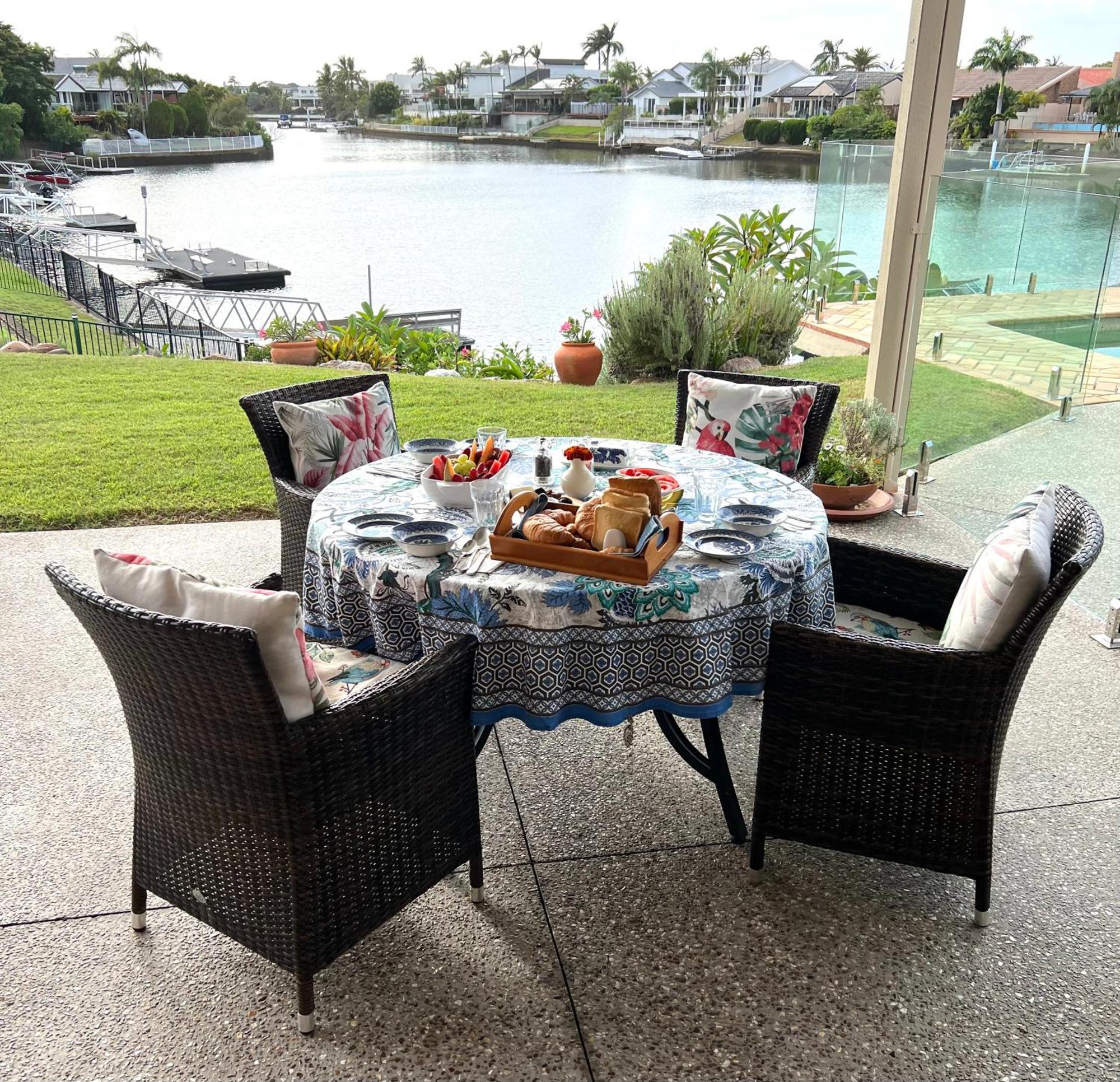 Waterfront Bed & Breakfast *