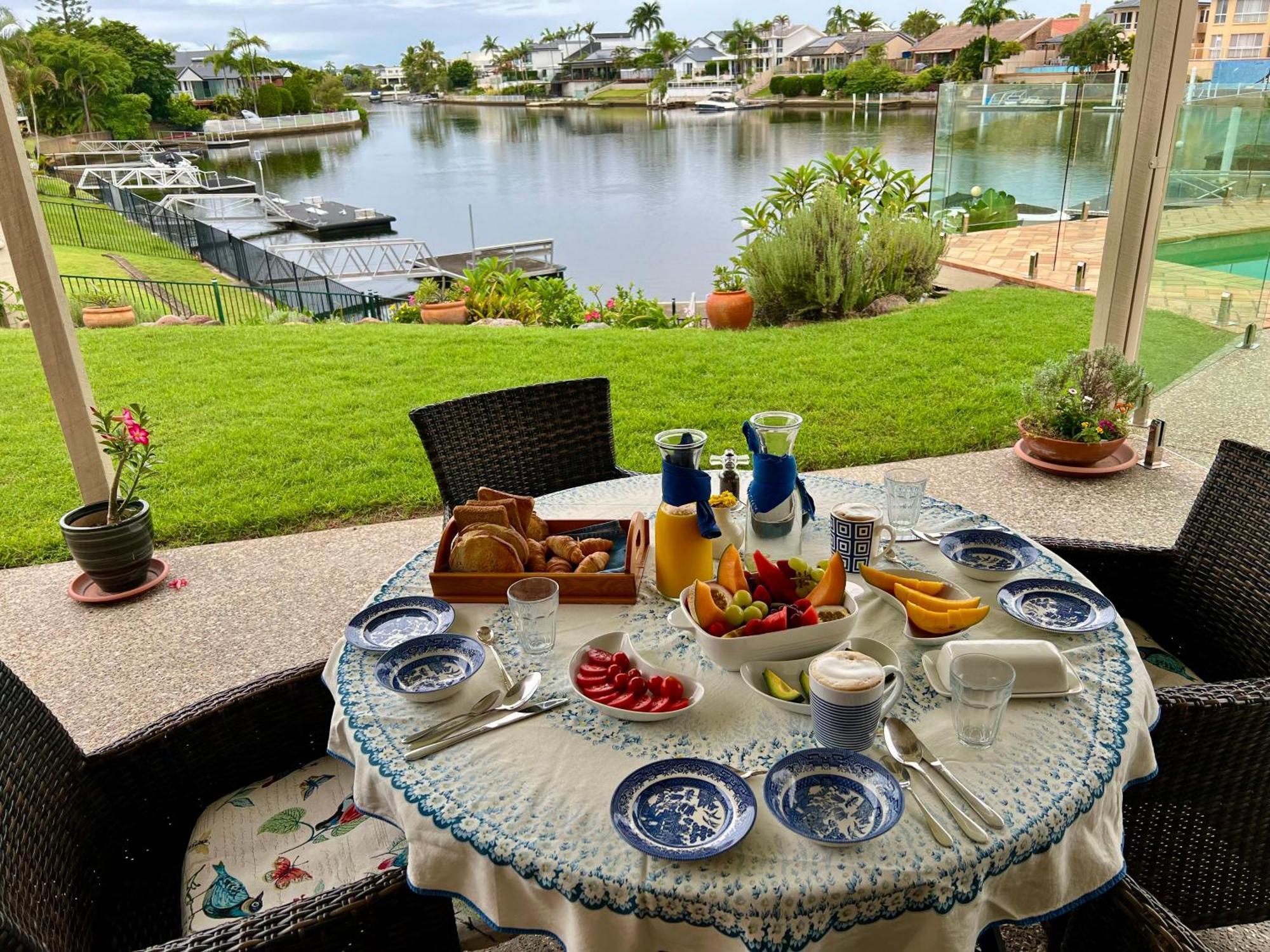 Waterfront Bed & Breakfast Gold Coast