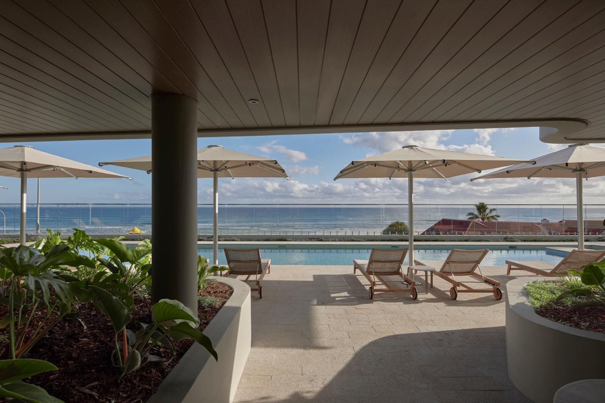 Aparthotel Kirra Point