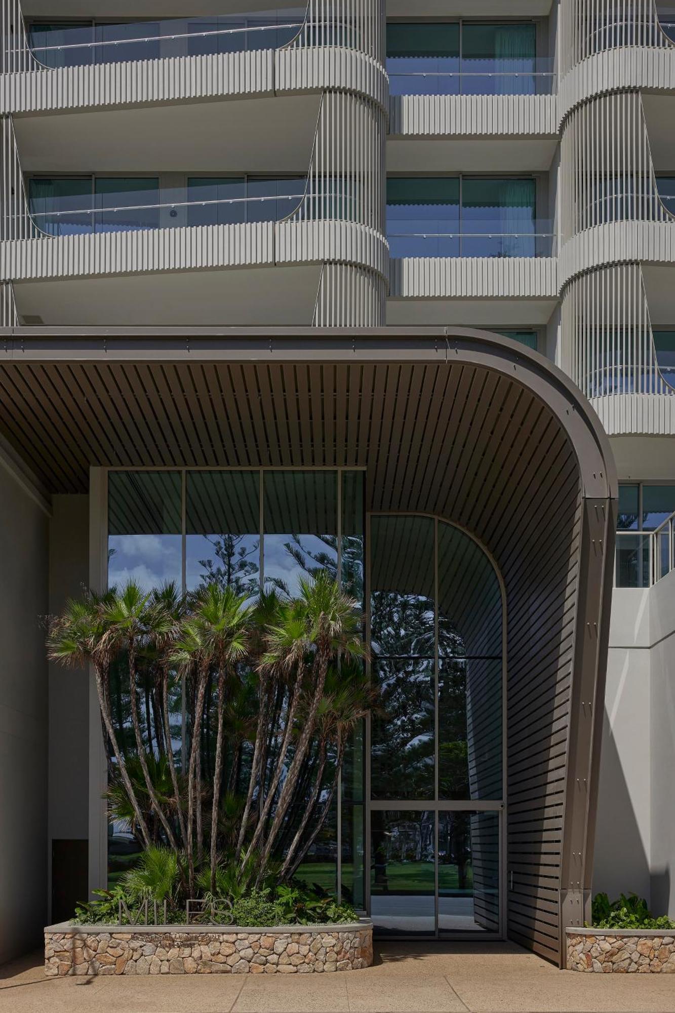 Aparthotel Kirra Point