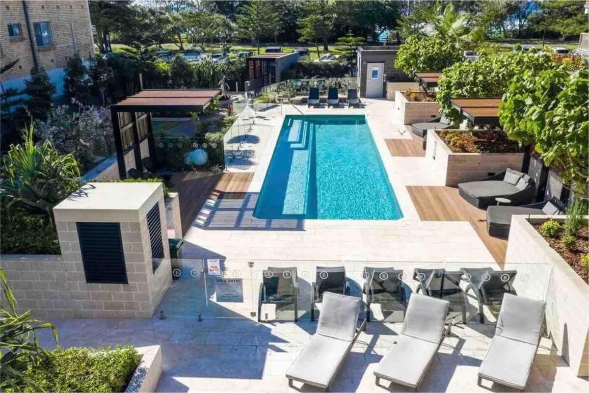 Beachfront 2 Bed At Burleigh Heads Apartment Gold Coast