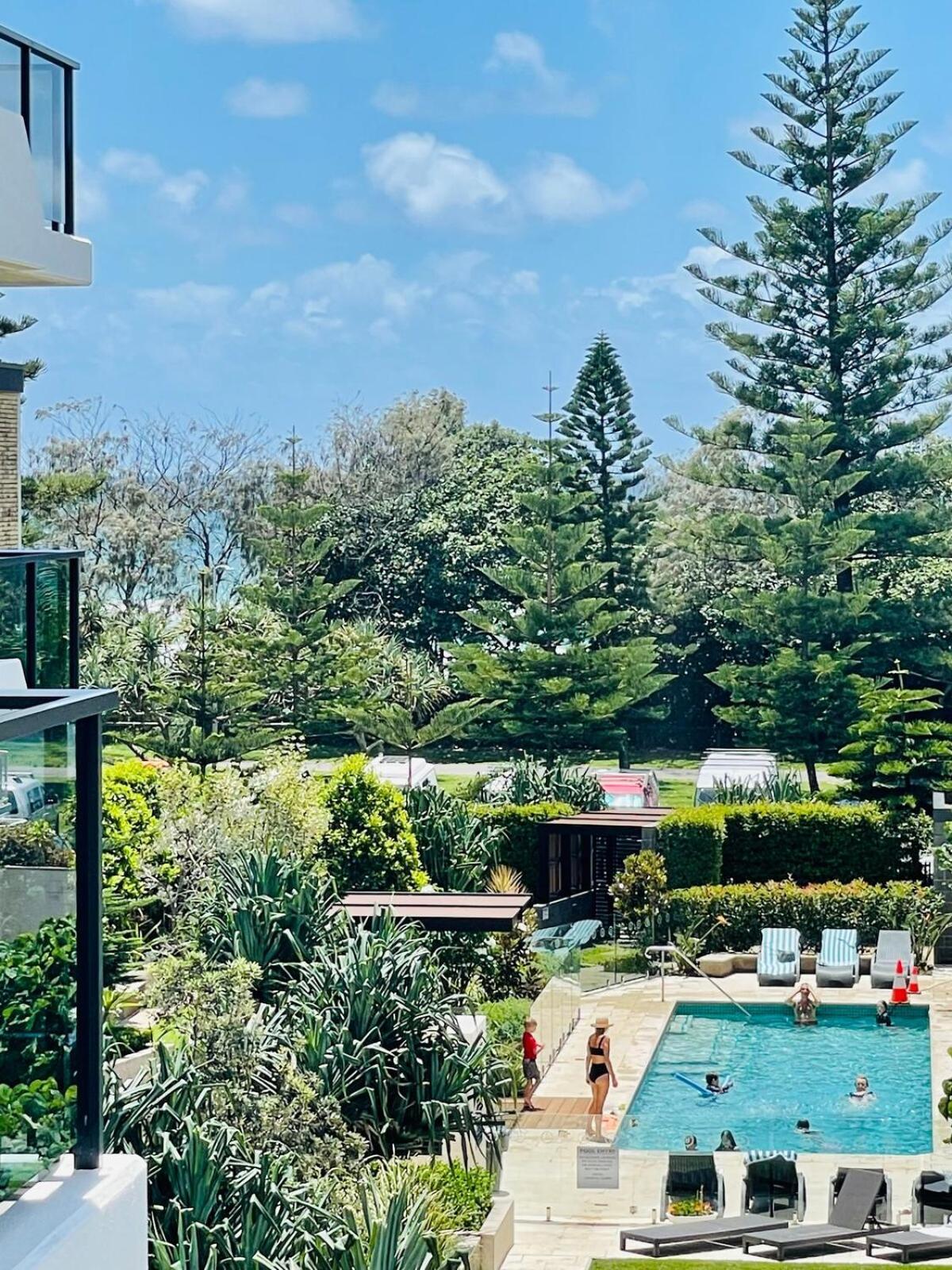Beachfront 2 Bed At Burleigh Heads Apartment Gold Coast
