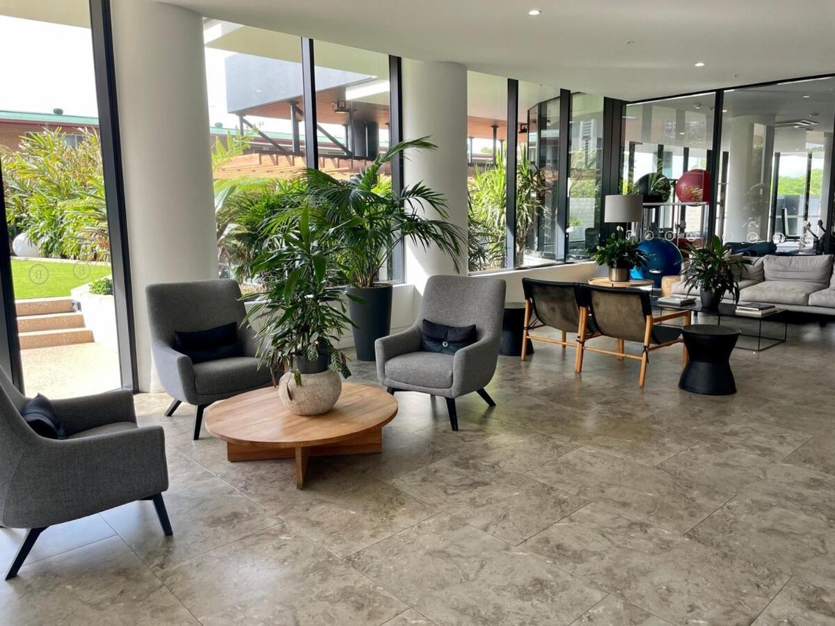 Apartment Beachfront 2 Bed At Burleigh Heads Gold Coast