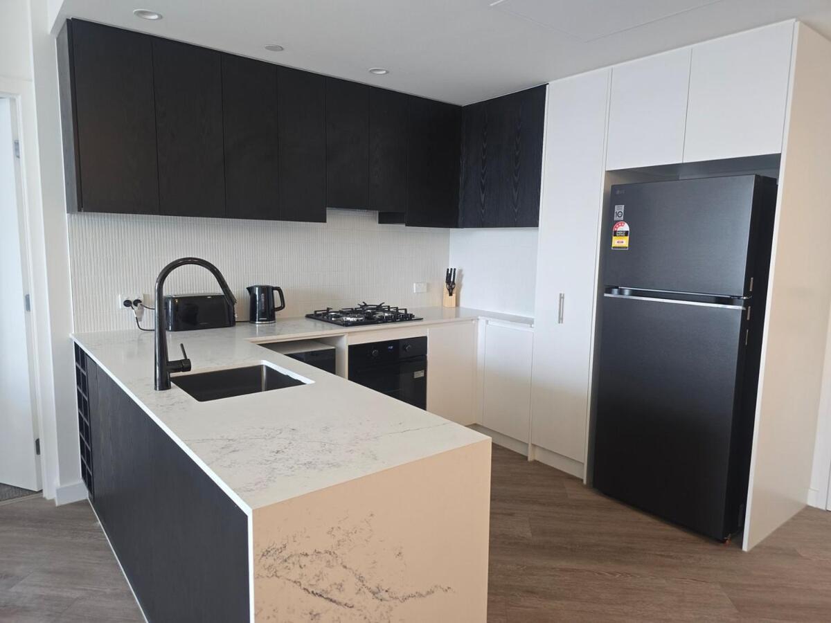 Southport Two Bedroom Apartment *